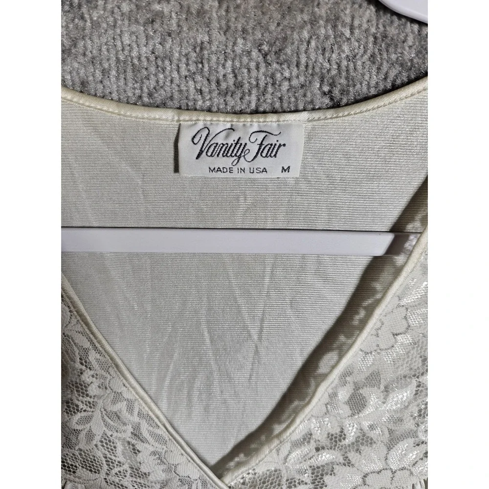 Vintage‎ Vanity Fair Nightgown Slip Dress Womens Size M White Floral Lace Nylon